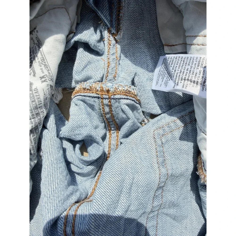 Levi’s 501 Shorts Womens W26 Button Fly Denim Cut Off Jean Shorts